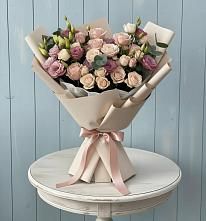 Букет цветов из:  Розы и Лизиантусы в Пески