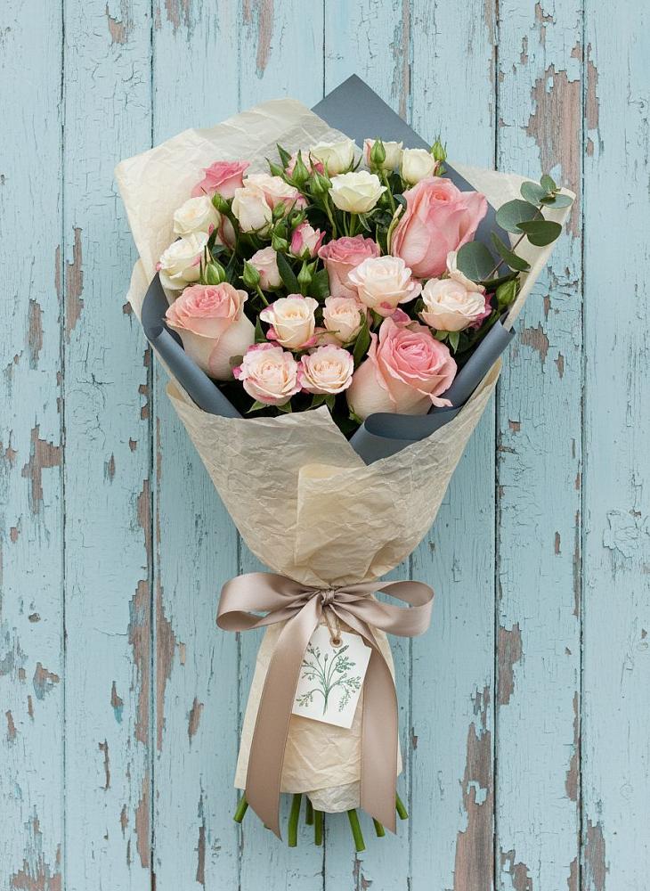 Букет цветов из: Розы в Пески