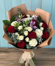 Букет цветов из:  Розы и Альстромерии в Пески