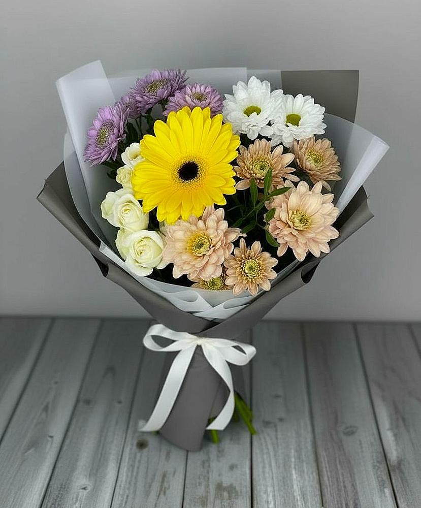Букет цветов из: Розы, Герберы и Хризантемы в Пески