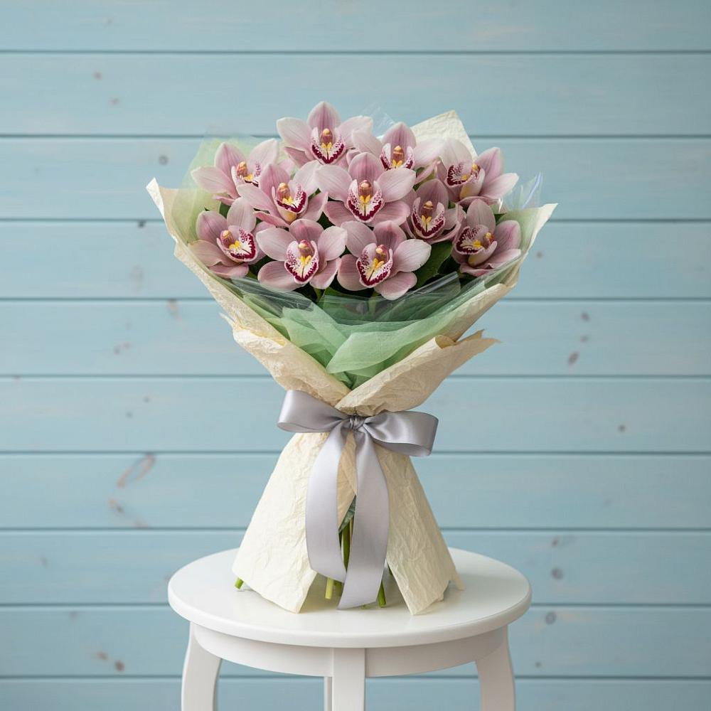 Букет цветов из: Орхидеи и Розы в Пески