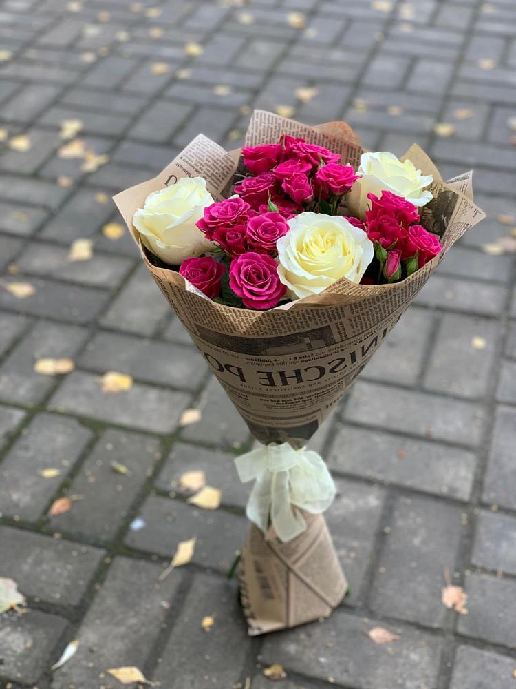 Букет цветов из: Розы в Пески