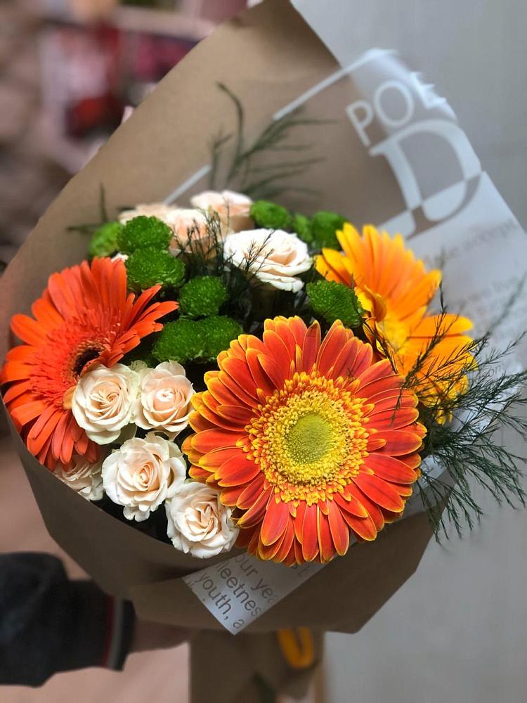 Букет цветов из: Герберы, Хризантемы и Розы в Пески