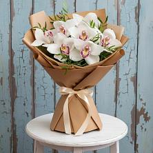 Букет цветов из:  Орхидеи и Розы в Пески