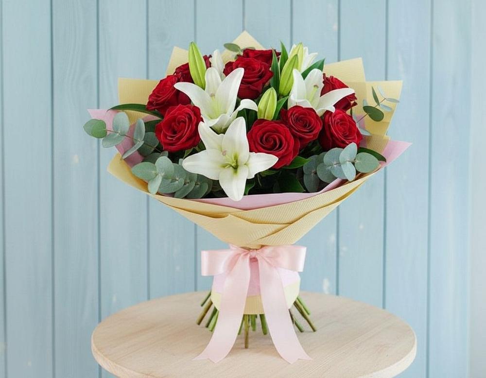 Букет цветов из: Лилии и Розы в Пески